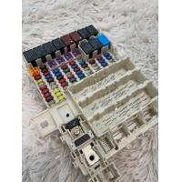 ราคา กล่องฟิวล์ แผงฟิวส์ ในเก๋ง HONDA JAZZ ปี 2010 เกียร์ออโต้ (21560665136)