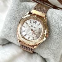 ราคา นาฬิกา ผู้หญิง Geneva เจนีวาแบรนด์ แท้ สไตล์ MK ปาเต๊ะสายเเม่เหล็ก มีหลายสีหลายเเบบให้เลือก (18266164466)