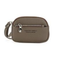 ราคา GUCSELECTED B2031 กระเป๋าสตางค์ใบสั้น สายคล้องมือ ขนาด5นิ้ว หนังPU มี2ซิป (21788902528)