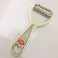 ราคา มีดปอกผลไม้อเนกประสงค์ แบบ 3in1 ใบหยัก ใบเรียบ พร้อมที่เปิดขวด มีดขูด ที่ขูดมะละกอ ปอกมะม่วง มีดขูดอย่างดี (22199863790)