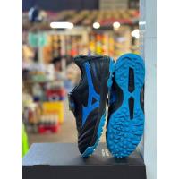 ราคา รองเท้าฟุตบอล 100 ปุ่ม mizuno made in japan งานป้ายอินโดนีเซีย ร้านคนไทย เหมาะสำหรับสนามหญ้าเทียม สินค้าน้ำหนักเบาแข็งแรงสินค้าตรงปก 100 ฟรีกล่องและดันทรงใส่ไม่ได้เปลี่ยนไซส์กับทางร้านได้ครับ (2168698