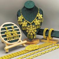 ราคา ชุดเครื่องประดับไทยโบราณ 5 ชิ้น ได้แก่ สร้อยคอ ต่างหู กำไล สังวาลย์ เข็มขัด และชุดไทยทอง เหมาะสำหรับงานมงคลสมรส (22013791265)