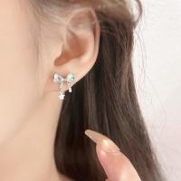 ราคา พร้อมส่ง ? ? ? ? ? ? ? ? ? ? 82 สร้อยคอ สร้อยข้อมือโบว์ คริสตัลรุ้งสะท้อนแสงสีรุ้งน่ารัก ชุบเงินแท้? ? ? (21419554905)