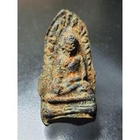 ราคา พระรอดพิมพ์ใหญ่ กรุวัดพระธาตุหริภุญชัย เจดีย์ทอง เนื้อเหล็กไหลคราบกรุสิลาแลงสวยมากๆครับ (22249892311)