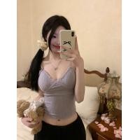 ราคา เสื้อผู้หญิง สีขาว สีดำ ฤดูร้อน เสื้อสายเดี่ยว เสื้อแขนกุด สายเดี่ยว เสื้อคล้องคอ ลายลูกไม้ รัดรูป เอวลอย สไตล์เกาหลี (22239254732)