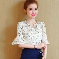 ราคา พร้อมส่ง เสื้อเชิ้ตลายดอกเกาหลีผู้หญิงเสื้อฤดูร้อนทรัมเป็ตโบว์ Agaric ขอบคอวีแขนสั้นเสื้อชีฟองหญิง (20594229897)