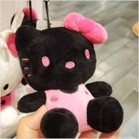 ราคา PUZHE ผิวสีดำ พวงกุญแจตุ๊กตาคิตตี้ แมว KT โบว์คิตตี้ จี้กำมะหยี่รูปแมว KT กระเป๋าเสน่ห์ คาวาอิ พวงกุญแจรูปคิตตี้สีดำ ตกแต่งสนุกๆ (22167845390)