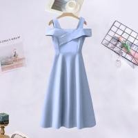 ราคา FC พร้อมส่ง ชุดเดรสปาดไหล่สายเดี่ยวสีพื้น 4 สี แฟชั่น ชุดสีแดง (7525220098)