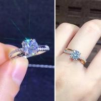 ราคา แหวนเงิน S925สีทองหรูหราเครื่องประดับแฟชั่นแหวนแต่งงานเหล็กกล้าผสมไทเทเนียมพลอยเทียมสำหรับผู้หญิง (19861436296)