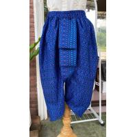 ราคา โจงกระเบนจากผ้าถุง ลายหมี่สีน้ำเงิน (22249487321)