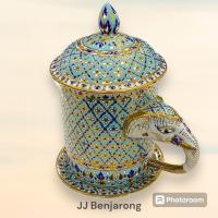 ราคา แก้วมัคเบญจรงค์หูช้าง 300 ml Traditional Mug with elephant shaped handle handpainted by JJ Benjarong (22121331364)