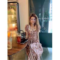 ราคา ชุดเดรสยาวลายสีเลือดหมูน่ารัก (21631931959)