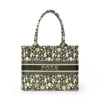 ราคา กระเป๋า Winnie the Pooh Black ลิขสิทธิ์แท้ กระเป๋า วินนี่เดอะพูห์ กระเป๋าสะพาย กระเป๋าเครื่องสำอาง กระเป๋าเครื่องสำอางค์ กระเป๋าถือ หมีพูห์ Pooh Bag พิกเล็ก Piglet อียอร์ Eeyore ทิกเกอร์ Tigger ของขวั