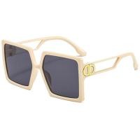 ราคา Women Sun Glasses Large Frame Eyewear Fashion Oversized Shades Sunglasses Superstar Style Retro Vintage Sunglasses (12158530547)