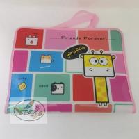 ราคา แฟ้มกระเป๋าหูหิ้ว ซิปรอบ ลายการ์ตูน ขนาดA4 คละลาย (12432059092)