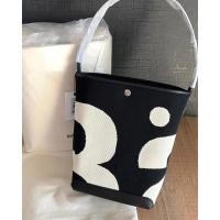 ราคา Rally The Bag Black กระเป๋าทรง Bucket ทอลายโลโก้ แท้ พร้อมส่ง (21902828125)