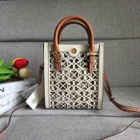 ราคา กระเป๋าถือ กระเป๋าสะพาย ใบเล็ก TORY BURCH T MONOGRAM CONTRAST EMBOSSED MINI TOTE (17591673157)