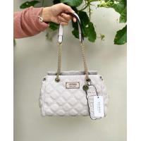 ราคา SALE ถูกสุดๆ GUESS แท้ ขนาด10นิ้ว รุ่นนี้TOPอันดับ3ของแบรนด์ สวยมาก สินค้าแท้หิ้วขึ้นเครื่องได้ทั่วโลก (19433993043)