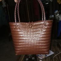 ราคา กระเป๋าสานเส้นพลาสติกใบเล็กถือได้ทุกโอกาส (21782782197)