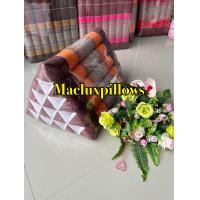 ราคา หมอนอิงสามเหลี่ยมใหญ่ 15 ช่องเดี่ยว ยาว 50ซม หน้ากว้าง 40ซม สูง 36ซม (22117619410)
