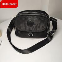 ราคา กระเป๋าสะพายไหล่2024ผู้หญิงกระเป๋าสะพายพิมพ์ลายแฟชั่นกระเป๋า Crossbody กระเป๋าหิ้ว2024ไนลอนแฟชั่นใหม่ผ้า3ชั้นกระเป๋าโทรศัพท์ขนาดเล็กกระเป๋าแม่ (21938863645)