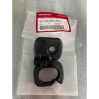 ราคา ตะขอแขวน HONDA GIORNO แท้ศูนย์ รหัสอะไหล่ 81133 K2F N01 มีน้อตยึดตะขอแขวนขายด้วยในตัวเลือก (21956611700)