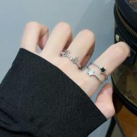 ราคา แหวนแฟชั่นสตรีรูปดาวสองชั้นสำหรับผู้หญิง Y2K รูปดาวห้าแฉกแบบเรียบง่ายแหวนปรับขนาดได้โชคดีที่ไม่ธรรมดาเป็นชั้นแหวนสวยงาม (21321279798)