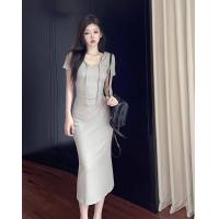 ราคา Korean Dress เดรสมีฮู้ดสีน้ำเงิน ลำลองเนื้อนุ่ม กระโปรงยาว มีฮู้ด เดรสเรียบหรูเข้ารูป (20673605442)
