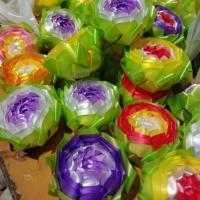 ราคา เหรียญโปรยทานดอกบัวสวรรค์ ไม่มีเหรียญ ดอกบัวสวรรค์หรือดอกบัวบาน1ชุด25ดอก 89บาท (2954684998)