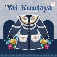 ราคา Yai Kunlaya Dress เดรสสั้นทรงปล่อยผ้ายีนส์ แขนยาว คอกลม ปกใหญ่แต่งระบาย ติดกระดุมหน้า มีกระเป๋าสองข้าง ผ้าไม่คัน มีซับใน (22138672463)