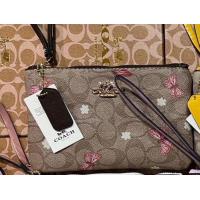 ราคา กระเป๋าสตางค์ ซิปรอบ1ช่อง ใบกลาง กระเป๋าสตางค์ผู้หญิง กระเป๋าคล้องมือ คล้องแขน กระเป๋าใส่โทรศัพท์ ใส่ธนบัตร ใส่การ์ด ขนาด7นิ้ว รุ่นยอดฮิต ขายดี งานสวย พร้อมกล่อง (21932105460)