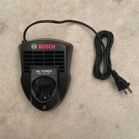 ราคา 2024 แท่นชาร์จ BOSCH 10 8V ของแท้ใหม่ (20923561449)