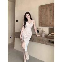 ราคา 7851 pink เดรสยาวรัดรูป สีชมพู สายเดี่ยว ไปทะเลผู้หญิง เกาะอก คนอ้วน โชว์หลัง แฟชั่น ชุดออกงานเรียบหรู (21416211920)