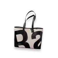 ราคา พร้อมส่ง กระเป๋าสะพายข้าง ทรงถัง และ ทรง TOTE งานจาก Rally มี 2 สี เดนิมเเละสีดำ งานพร้อมถุงผ้าเเละป้ายเเทรค งานสวยจริง สาวๆห้ามพลาด ซื้อก่อนใช้ก่อน สวยก่อนนะคะ (22246724945)