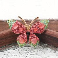 ราคา เข็มกลัดช่อดอกไม้ปักเข็มกลัดติดเสื้อโค้ทแฟชั่นสำหรับผู้หญิงเข็มกลัดผีเสื้อไรน์สโตนสร้างสรรค์ (22226475065)
