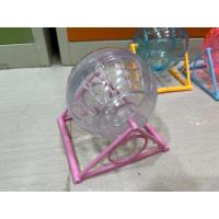 ราคา ลูกบอลไว้ให้หนูแฮมเตอร์ออกกำลังกาย ของเล่นหนูแฮมเตอร์ บอลแฮมเตอร์ พร้อมขาตั้ง 12 CM สีฟ้า ชมพู พร้อมขาตั้งตามรูป (21529180992)