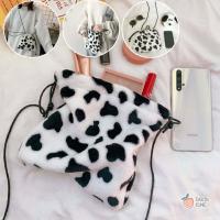 ราคา ส่งจากไทย Crossbody Bag กระเป๋าลายวัว กระเป๋าสะพายข้าง มีขนนุ่มนิ่ม ลายวัว ของขวัญวันเกิด (17189574082)