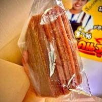 ราคา หมูแผ่นดิบ พี่ญาคนรุม ของดีราคาถูก ใครก็ตามไปรุม 1 แพ็ค 1กิโลกรัม (22121014407)