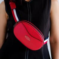 ราคา ELLE กระเป๋าคาดอกคาดอก เอว ทำจากหนังวัวแท้ 100 เนื้อเรียบ EWH113 (21760447196)