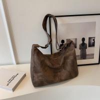 ราคา กระเป๋าสะพายข้างลำลองความจุขนาดใหญ่มีลวดลายสีเทากระเป๋าสะพายไหล่สไตล์มินิมอลแฟชั่นยอดนิยมแมทช์ลุคง่ายแบบใหม่ปี2023กระเป๋าใบใหญ่ (21335027201)