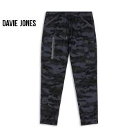 ราคา DAVIE JONES กางเกงจ็อกเกอร์ เอวยางยืด ขาจั๊ม ลายพราง สีดำ Camo Drawstring Joggers in black GP0027 BK (18986418223)