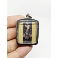 ราคา ล็อกเก็ต ภาพถ่าย หลวงปู่ศุข วัดปากคลองมะขามเฒ่า พร้อมเลี่ยมกรอบเก่า (22210794788)