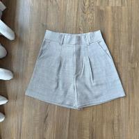 ราคา กางเกงขาสั้นผ้าโซดา งานตะขอหน้าซิปหน้าเอวสูง รหัส SODA (21893999070)