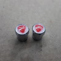 ราคา จุกลม จุ๊บลม ลาย ดูคาติ แต่ง ล้อ ชุด 2 ชิ้น ใส่ได้ทั้งมอเตอร์ไซค์ จักรยาน Ducati tire value air cap accessory mortocycle or bigbike ducati monster 795 796 848 evo 1199 evo (8367538039)