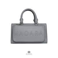 ราคา Hadara กระเป๋าสะพายข้าง รุ่น Light Carry No 23 สายสะพายนุ่มสบายบ่า กันน้ำได้ 100 ช่องเก็บ 12 ช่อง (22350693151)