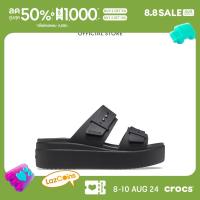 ราคา CROCS รองเท้าแตะผู้หญิง BROOKLYN BUCKLE LOW WEDGE รุ่น 207431001 BLACK (21932629574)