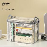 ราคา กระเป๋าเก็บหนังสือ กระเป๋าเก็บของแบบใส กระเป๋าเก็บหนังสือ แบบใส มีซิป กันฝุ่น แบบพกพา ซ้อนได้ สําหรับนักเรียน สําหรับบ้าน กระเป๋าใส่ของได้เยอะ กระเป๋าใส่หนังสือ ทรงกล่อง ตั้งได้ วัสดุ PVC ใส (22248372