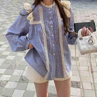 ราคา เสื้อคอปีนกระดุมหน้าแต่งลูกไม้งานอลังกาลผ้าลายริ้วสุดคลาสสิค (21269476622)