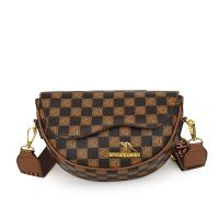 ราคา กระเป๋าสะพาย คาดอก ทรงอานม้า ทรงโค้ง (22123340842)