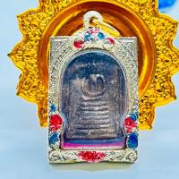 ราคา พระสมเด็จวัดระฆังเนื้อมวลสารเหล็กไหลดำผสมพระธาตุ เเก้ได้ทุกประการทั้งคุณไส เเคล่วคลาดปลอดภัย เเก้โรคภัยไข้เจ็บ ช่วยกระทั้งด้านค้าขาย (15398526993)